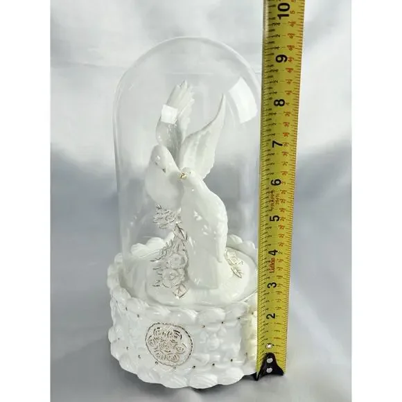 Love Doves Sculpture San Fransisco Music Box Co w/ Glass Dome Unchained Melody - Picture 11 of 12